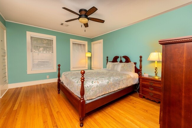 Building Photo - 4301 Avenue O