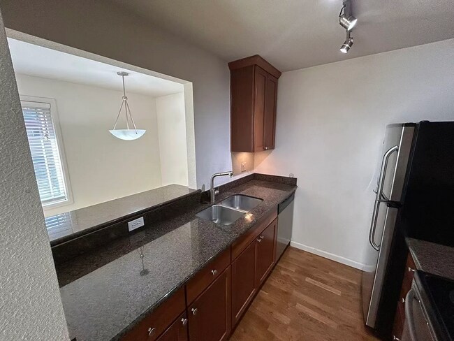 Foto del edificio - 513 142nd Ave SE