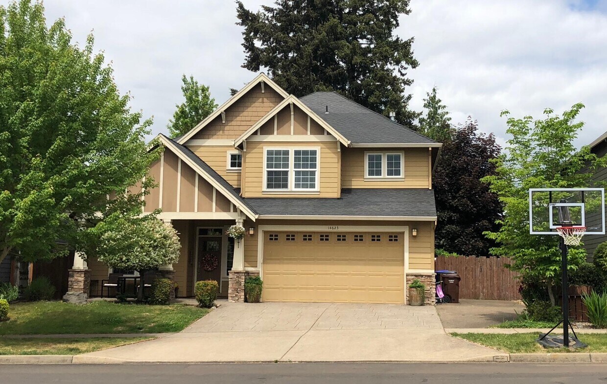 14623 Sugarpine St, Oregon City, OR 97045 House for Rent in Oregon