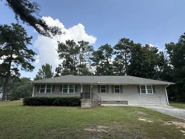 Building Photo - 2358 Oak Ave