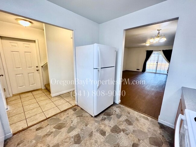 Building Photo - Blanco Ave. Duplexes