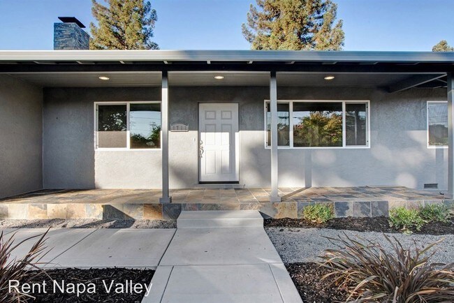 Building Photo - 3 br, 2 bath House - 1711 Crinella Drive