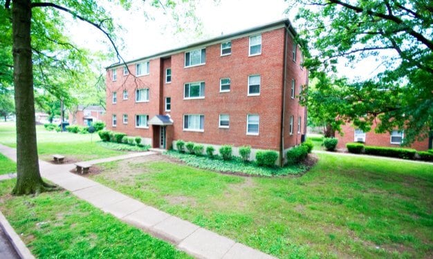 Building Photo - 7076 Glenmeadow Ln