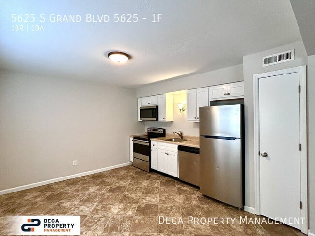 Building Photo - 5625 S Grand Blvd