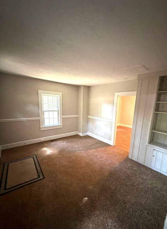 Foto del edificio - 3516 Eastway Dr