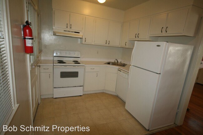 Building Photo - 2 br, 1 bath House - 812 W Markham Avenue