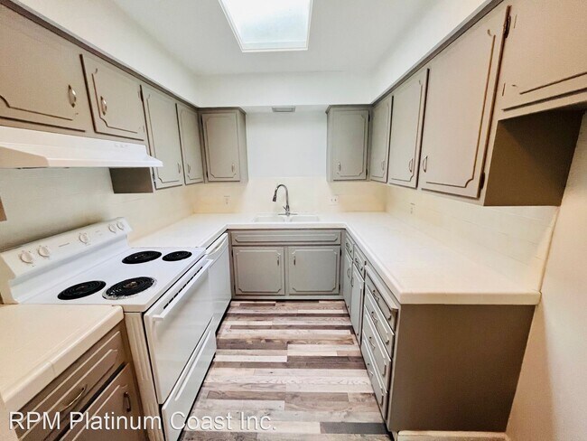 Foto del edificio - 2 br, 2 bath House - 6076 N. Poplar Ave. A...