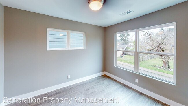 Foto del edificio - 3 br, 2.5 bath House - 2351 E 19th Street