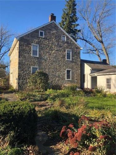 Primary Photo - 3531 Mauch Chunk Rd