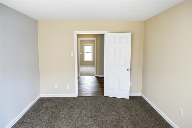 Foto del edificio - 144 Columbia St