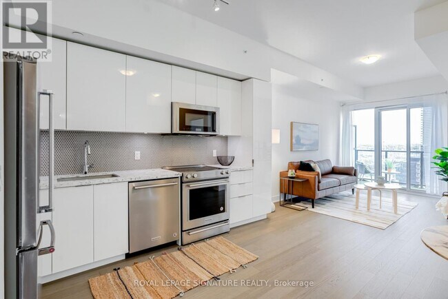 Photo du bâtiment - 30 Shore Breeze Dr