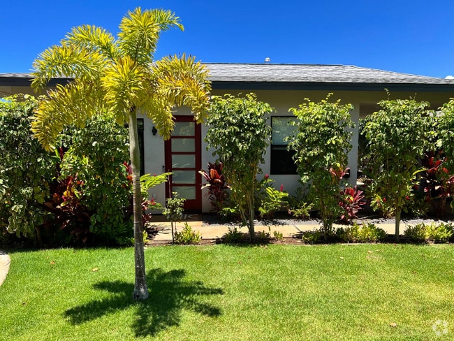 Building Photo - 1881 Kaahele Pl