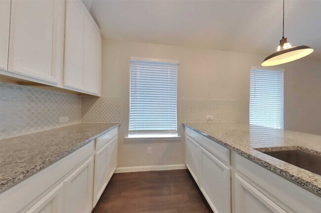 Foto del edificio - 6918 Scarlet Sagebrush St