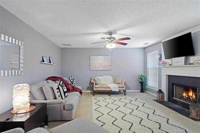 Foto del edificio - 2456 Hampton Estates Dr SW