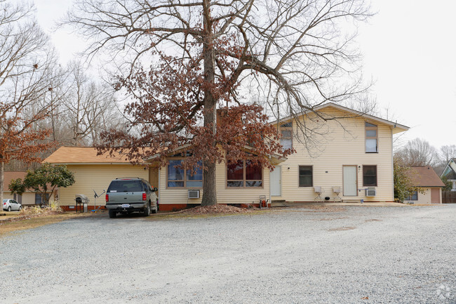 Building Photo - Cotton Street Commons