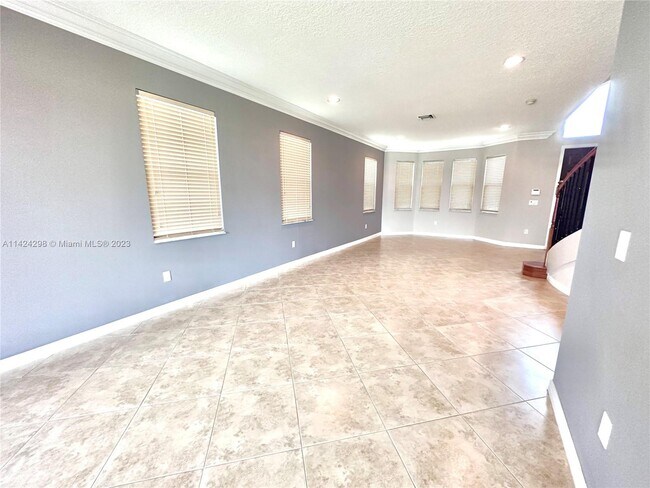 Building Photo - 16579 SW 54th Ct