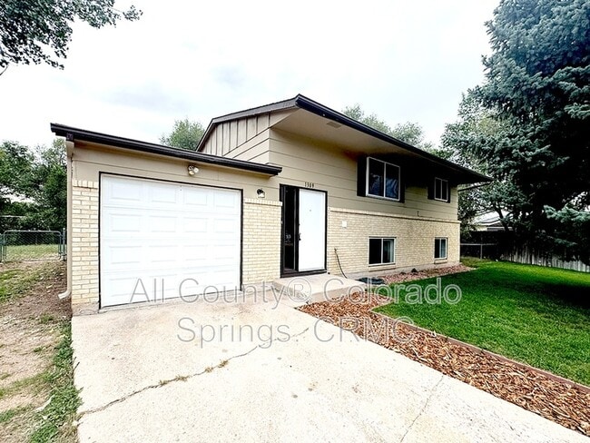 Photo - 1389 Commanchero Ct House