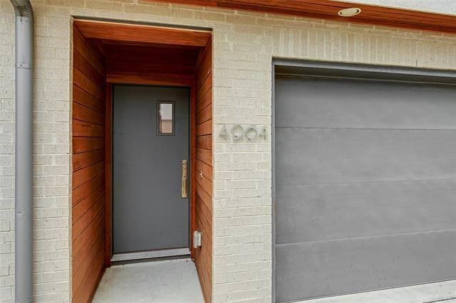 Building Photo - 4964 Flitwick Ct