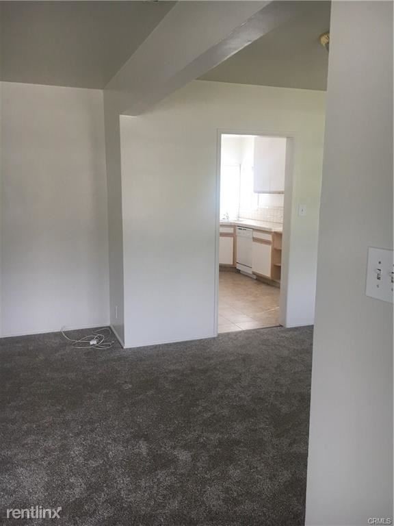 Building Photo - 3 br, 2 bath House - 1720 Winona Ave