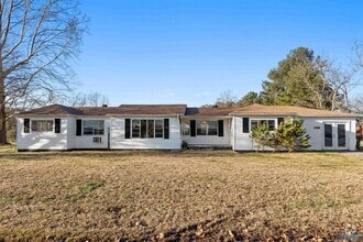 Building Photo - 1189 Cave Spring Rd