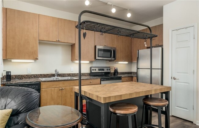 Foto del edificio - 1901 5th E Ave