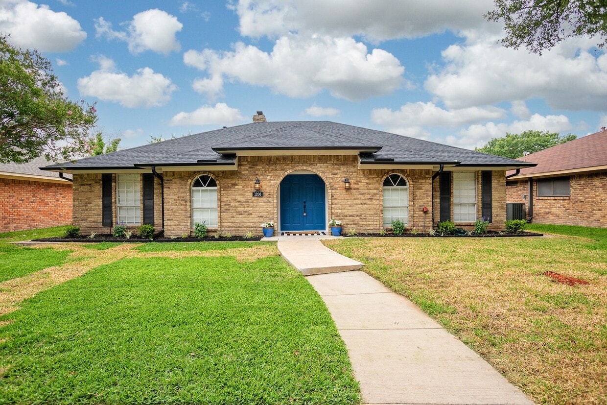 Primary Photo - 1206 Mayapple Drive