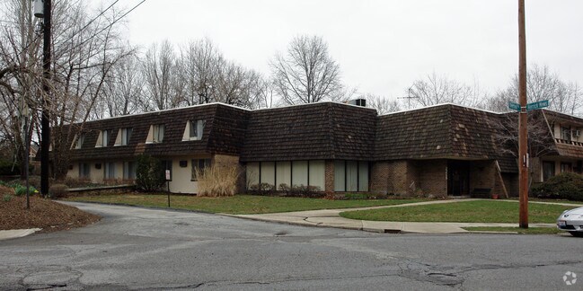 Foto del edificio - Overlook Arms Apartments