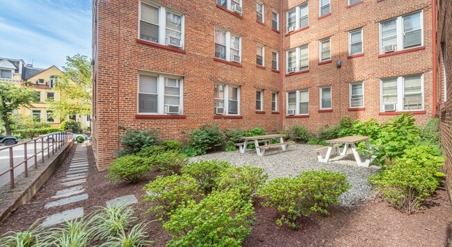Building Photo - Rocksboro Apartments