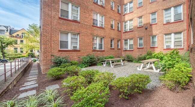 Foto del edificio - Rocksboro Apartments