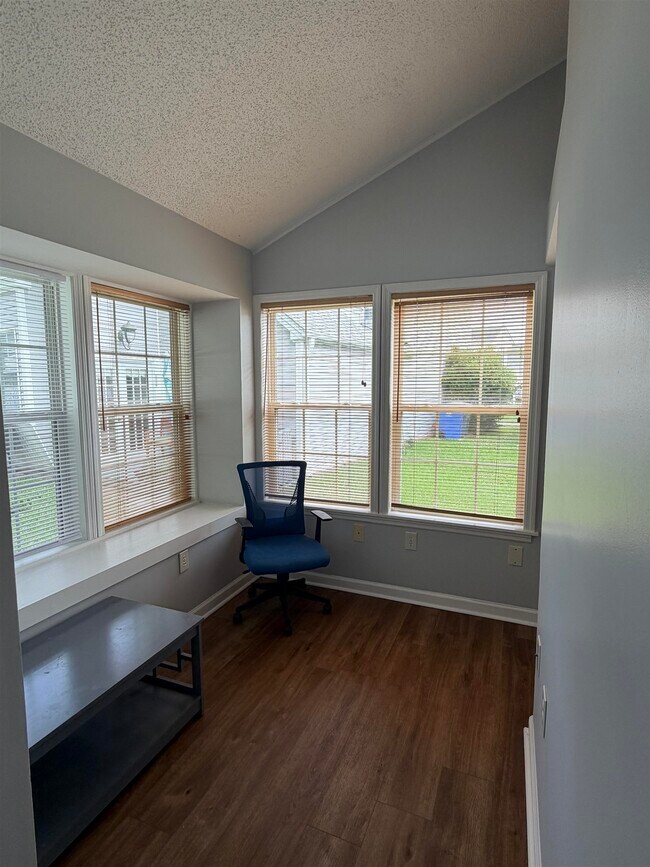 Foto del edificio - 126 Whitehaven Ct