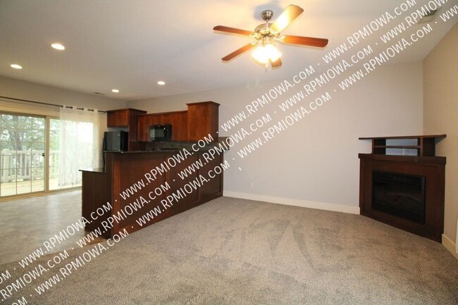 Foto del edificio - 2 MASTER SUITES!!! 2 Bedrooms, 2.5 Bath To...