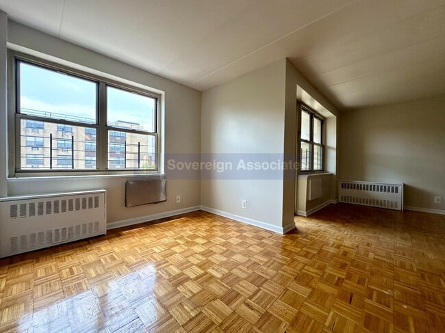 Building Photo - 111 North Third Ave
