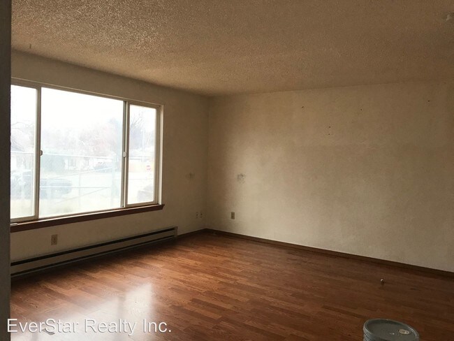 Building Photo - 3606 W 6th Ave