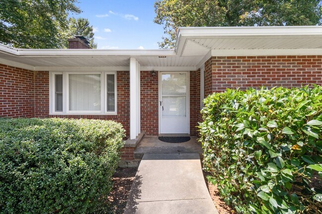 Foto del edificio - 559 Bailey St