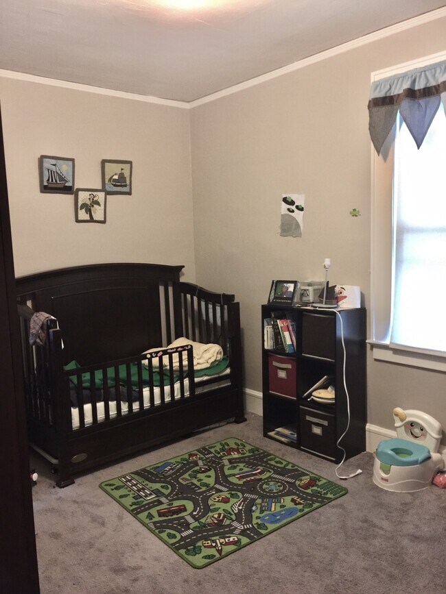 Building Photo - 33 Mechanic St