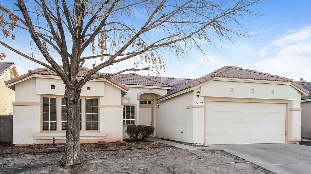 Foto principal - 4622 Wood View St