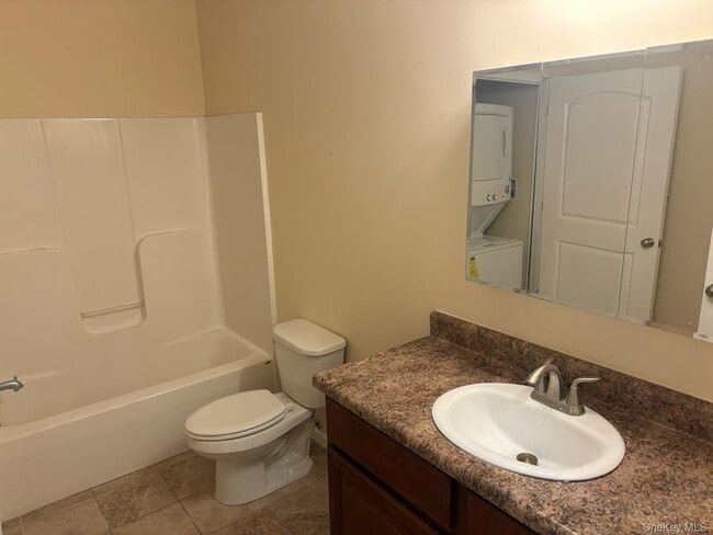 Building Photo - 37 North St