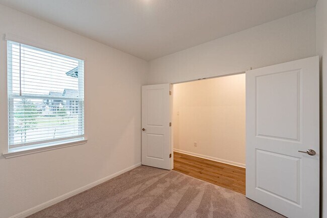 Foto del edificio - Stunning Modern Home in Emory Crossing's H...