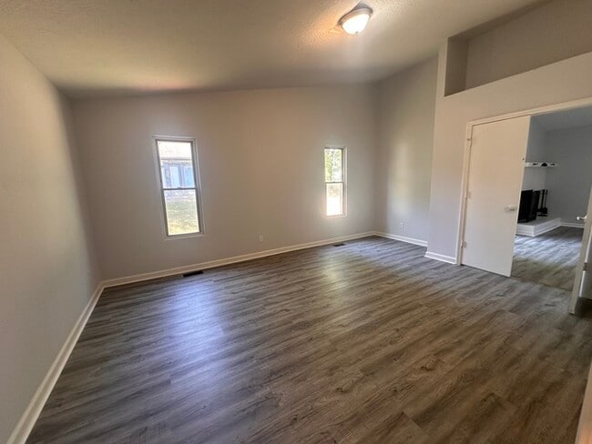 Foto del edificio - 4024 Zinfandel Way