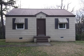 Building Photo - 1316 Sunnyview Dr