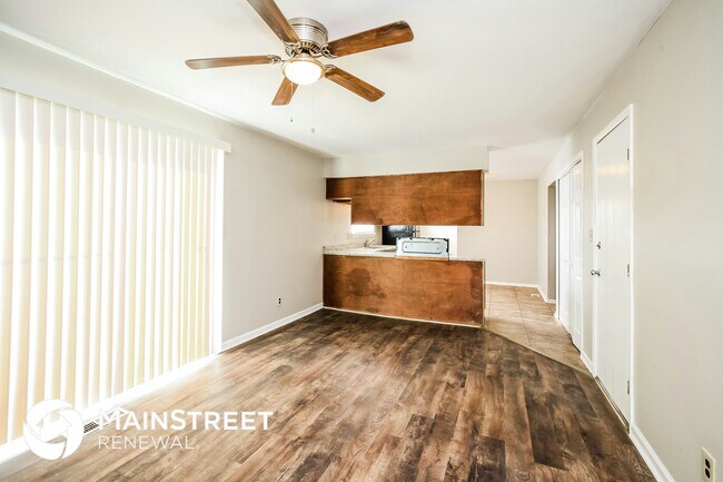 Building Photo - 10307 Kiowa Dr