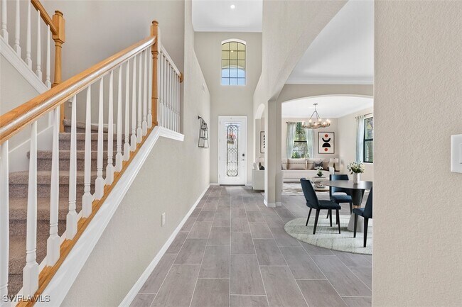 Foto del edificio - 9374 Foxglove Ln