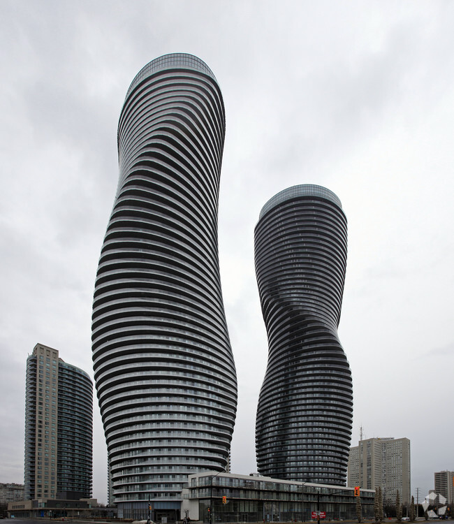 Photo principale - Absolute World Condos