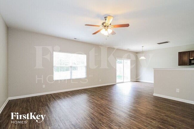 Building Photo - 812 Orchestra Dr