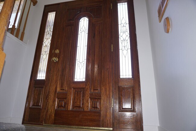 Foto del edificio - 4 Bedroom 2 Bath West Jordan Home