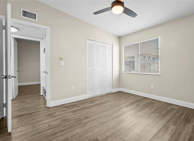 Foto del edificio - 5720 Gallatin Ln