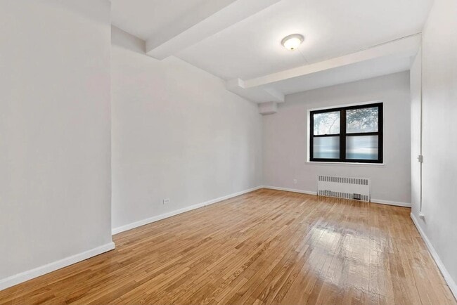 Photo - 3616 Henry Hudson Pkwy Apartment