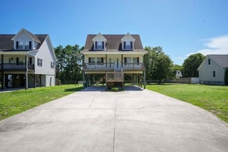 Building Photo - 328 Chadwick Acres Rd