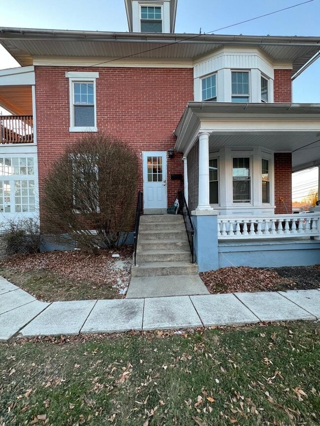 Photo - 4216 W Penn Ave Apartment