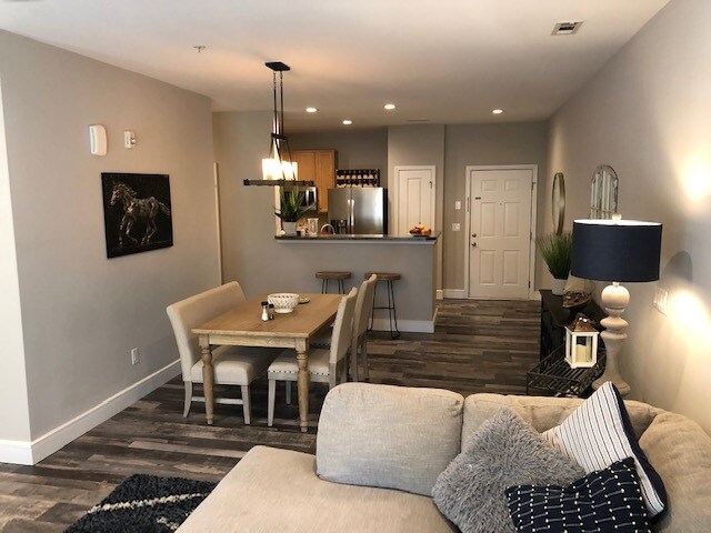 Living/dining area - 18801 Oakhurst Blvd